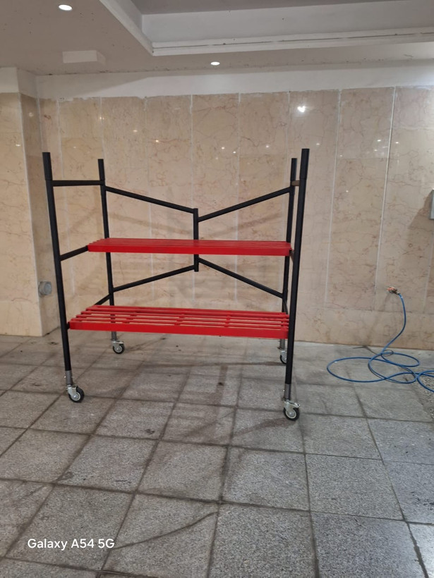 داربست فلزی متحرک(تماس بگیرین09124938514)